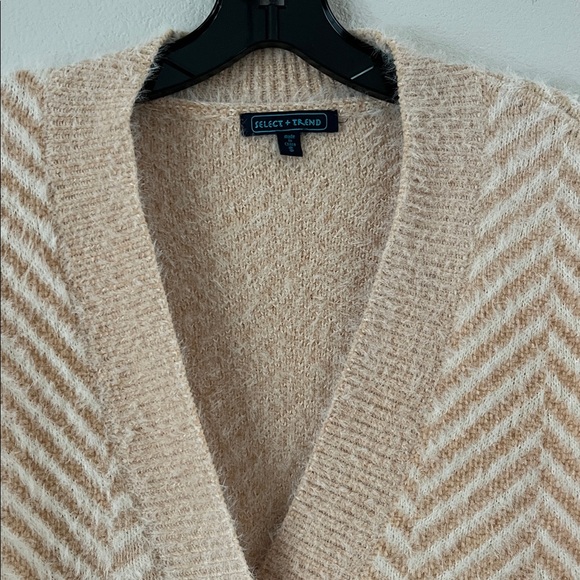 Cozy Chunky Tan Chevron Knit Cardigan Women's Size S Yellow - Picture 2 of 9